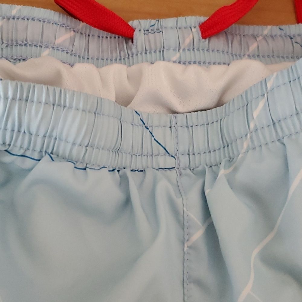 Boy's Nike Dri-fit Swim Shorts Size Small - Picture 3 of 7